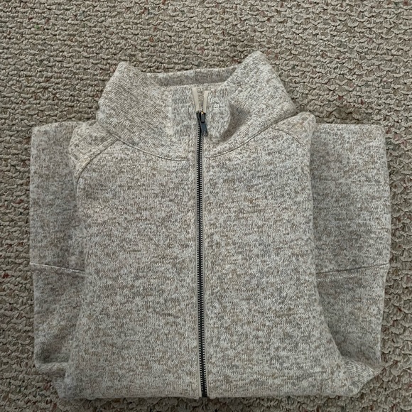 zip up - Picture 2 of 3